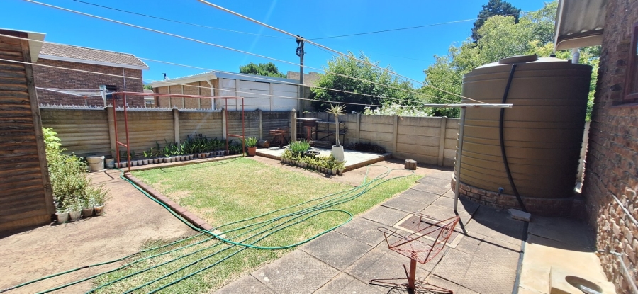 4 Bedroom Property for Sale in Riversdale Western Cape